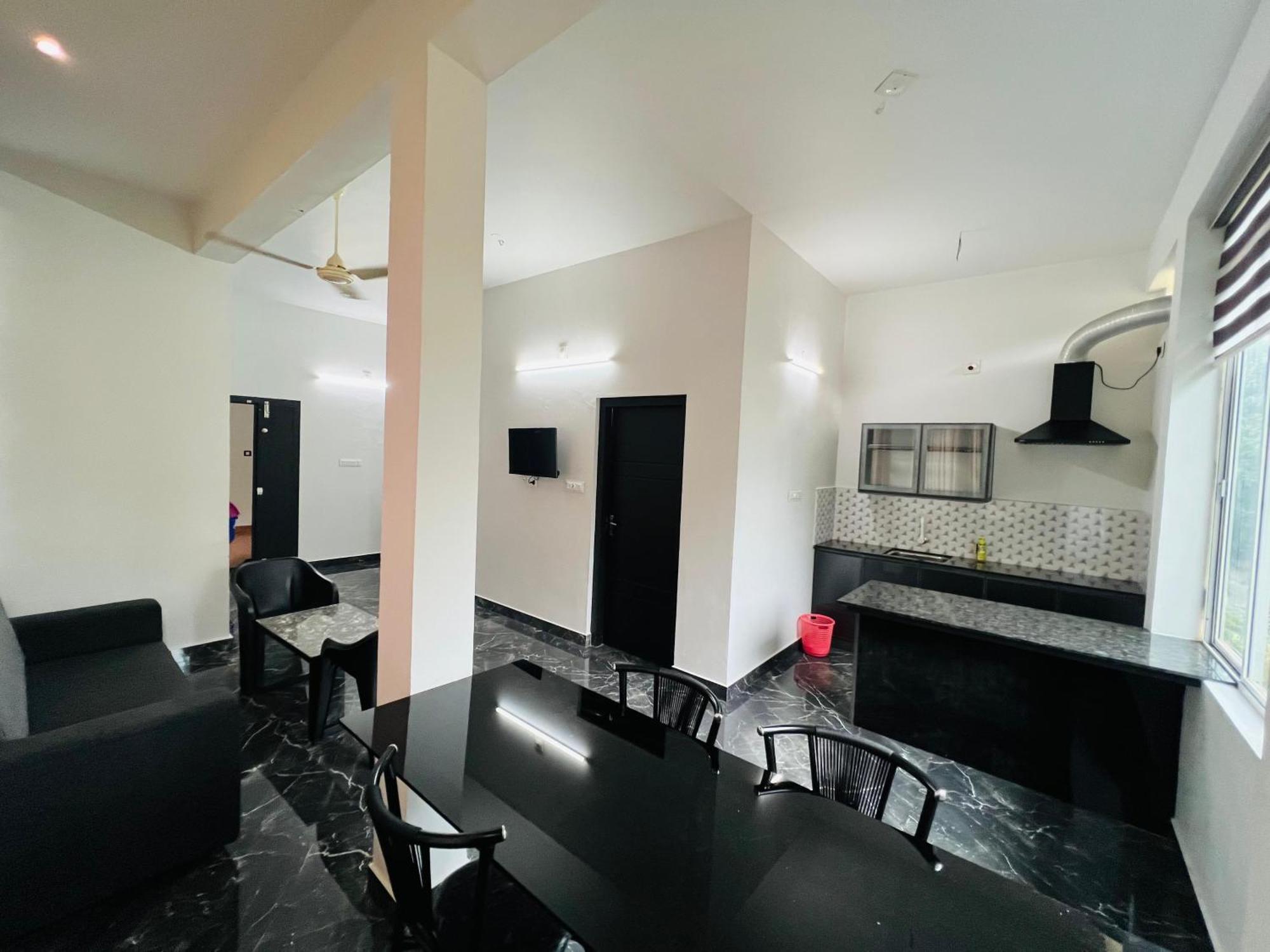 Nest Homes Nilambūr Buitenkant foto