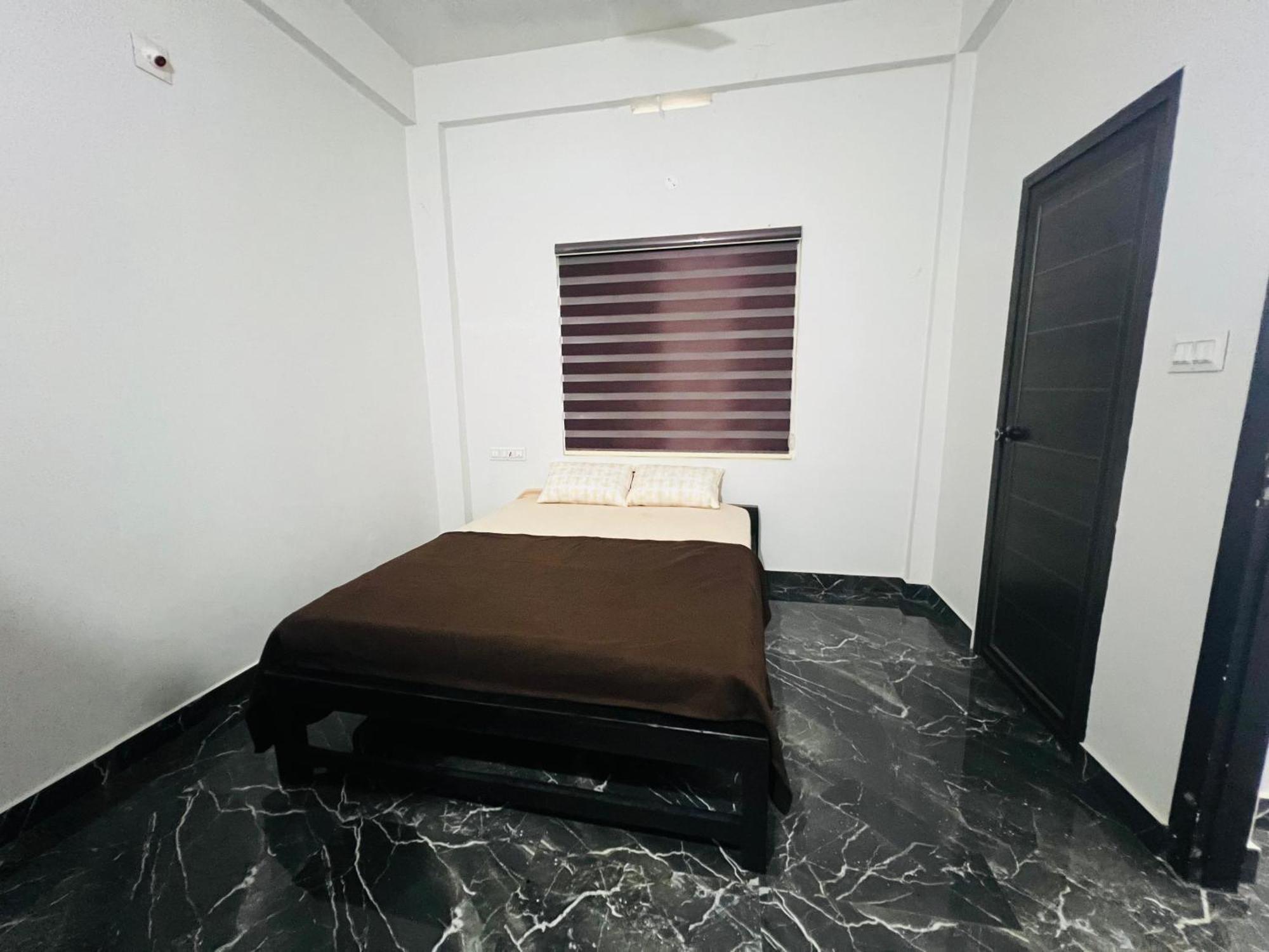 Nest Homes Nilambūr Buitenkant foto