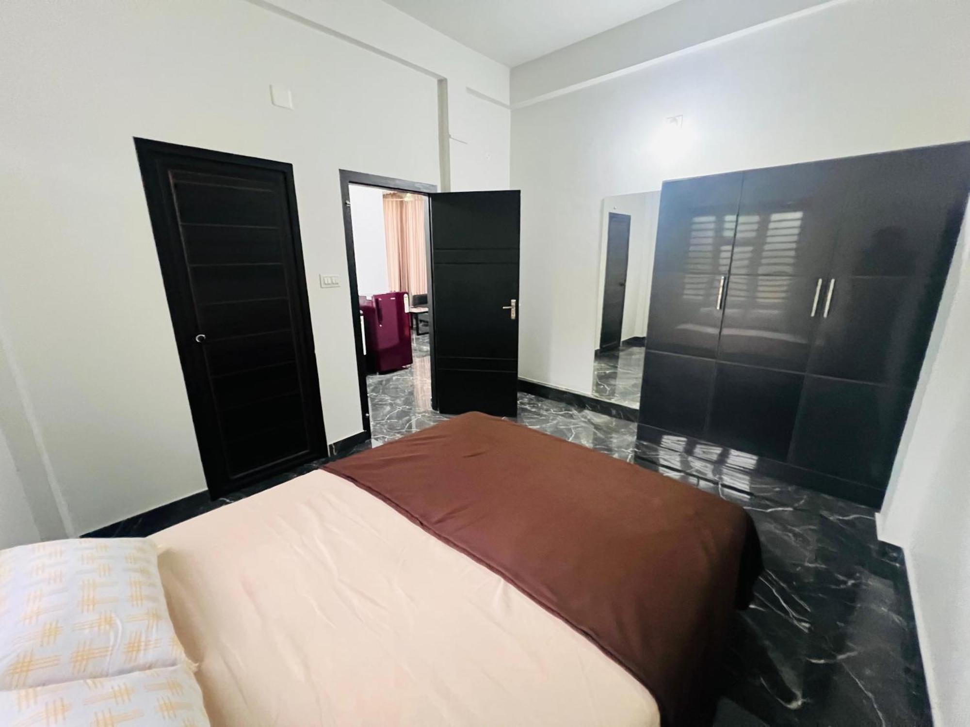 Nest Homes Nilambūr Buitenkant foto